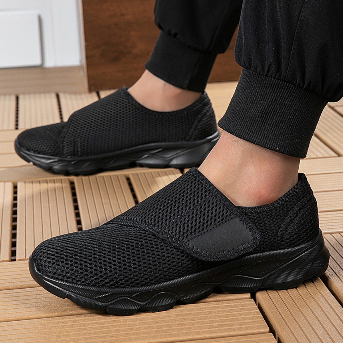 รองเท้าผ้าใบผู้ชายแบบใหม่ ระบา - Sneaker Box บทวิจารณ์และราคา