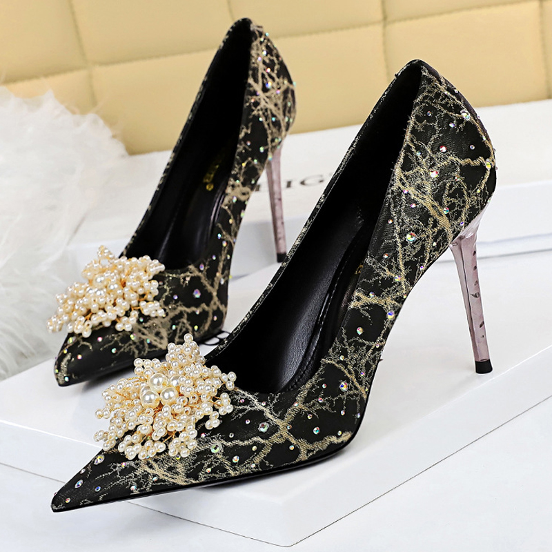รองเท้าส้นสูง BIGTREE ประดับมุ - Shoe Tree บทวิจารณ์และราคา