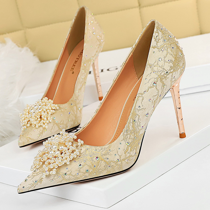 รองเท้าส้นสูง BIGTREE ประดับมุ - Shoe Tree บทวิจารณ์และราคา