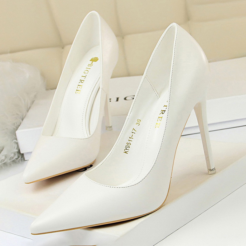รองเท้าส้นสูงผู้หญิง BIGTREE แ - Shoe Tree บทวิจารณ์และราคา